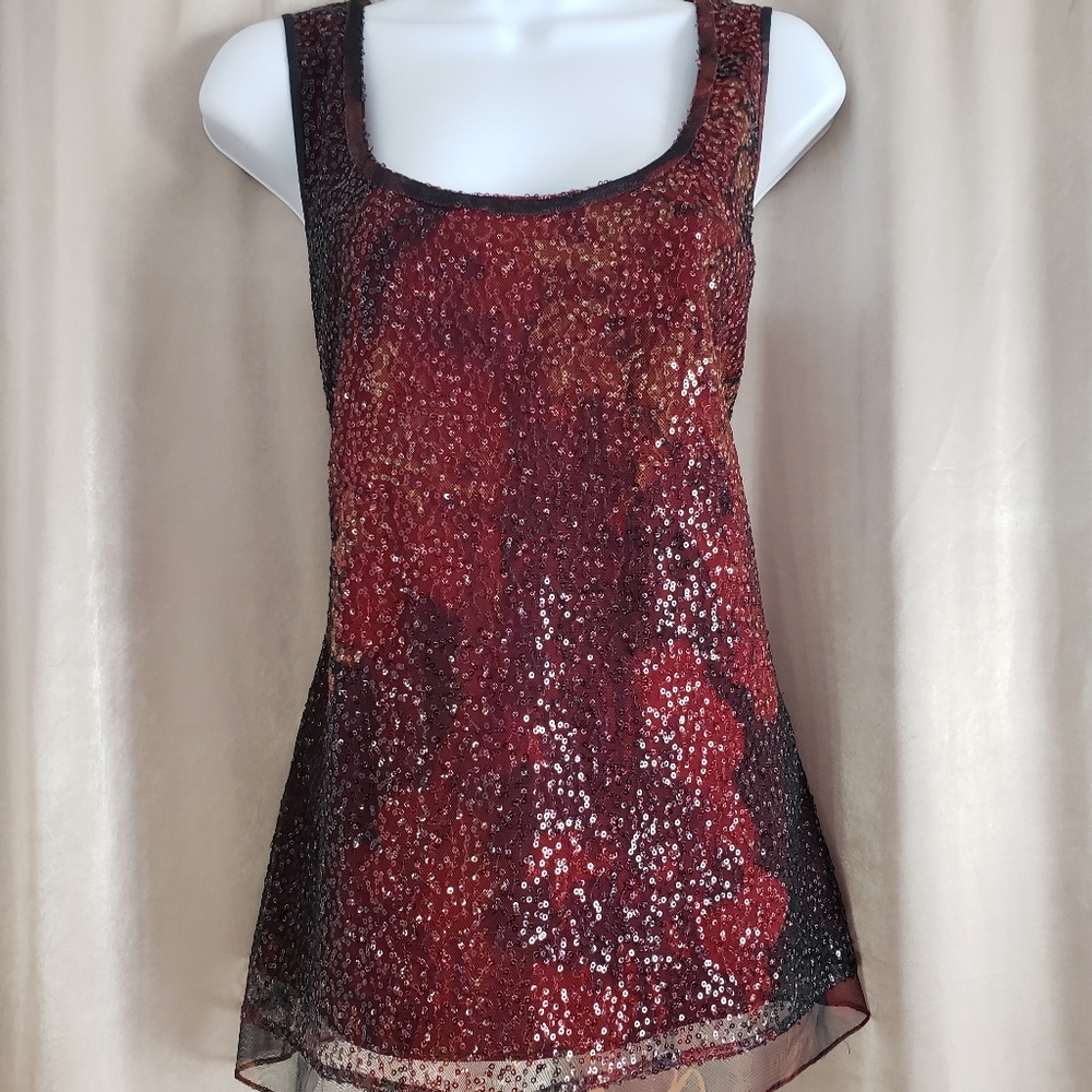 NWOT Elie Tahari red & black sequined blouse top Womens Small - Picture 3 of 5